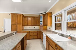 4508 Wyo Rd, Yadkinville, NC 27055 - Photo 10