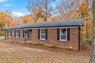 765 Laverton Ln, Rural Hall, NC 27045 - Photo 4