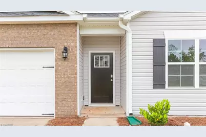 2582 Summersby Drive, Mebane, NC 27302 - Photo 4