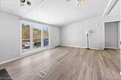 111 Oxford Lane, Blowing Rock, NC 28605 - Photo 8