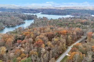 139 Alpine Dr, Wilkesboro, NC 28697 - Photo 4