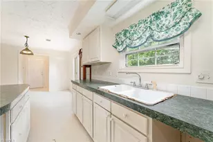 1416 Southmont Dr, Asheboro, NC 27205 - Photo 12