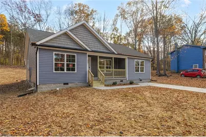 216 Knollwood Drive, Eden, NC 27288 - Photo 4