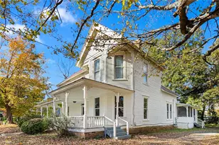 200 Albright Ave, Graham, NC 27253 - Photo 2