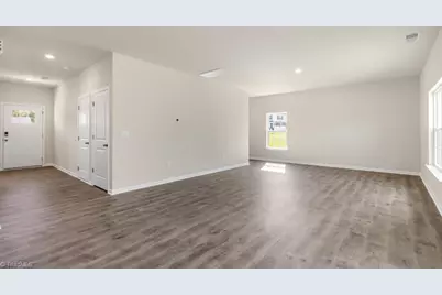 496 Lisa Lane, Winston-Salem, NC 27107 - Photo 14