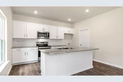 496 Lisa Lane, Winston-Salem, NC 27107 - Photo 8