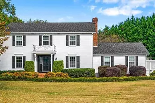 2874 Fleming Rd, Greensboro, NC 27410 - Photo 2