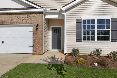 474 Lisa Lane, Winston-Salem, NC 27107 - Photo 4