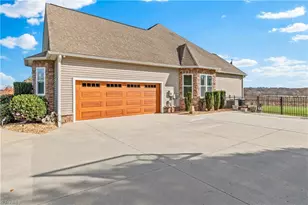 5828 Jordan Gate Dr, East Bend, NC 27018 - Photo 44