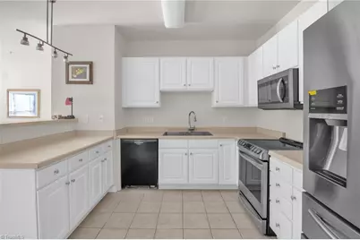 3724 Spanish Peak Drive #2-B, High Point, NC 27265 - Photo 10