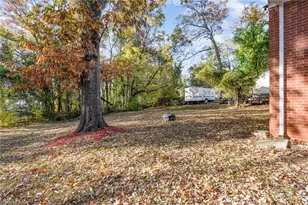 2400 Florida St, Greensboro, NC 27403 - Photo 28