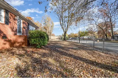 2400 Florida Street, Greensboro, NC 27403 - Photo 26