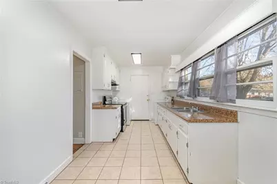 2400 Florida Street, Greensboro, NC 27403 - Photo 10