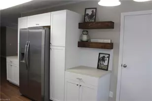 139 Crestwood Cir, Lexington, NC 27295 - Photo 22