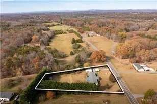 1025 Mitchell Rd, Pilot Mountain, NC 27041 - Photo 48