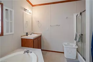 1025 Mitchell Rd, Pilot Mountain, NC 27041 - Photo 28