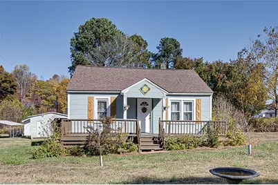 206 W Edgewood Circle, Asheboro, NC 27205 - Photo 2