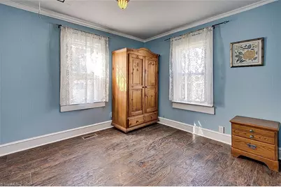 206 W Edgewood Circle, Asheboro, NC 27205 - Photo 12