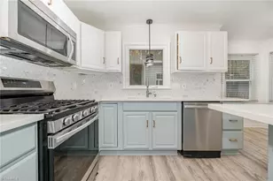 2407 Caswell Ct, Gastonia, NC 28054 - Photo 10