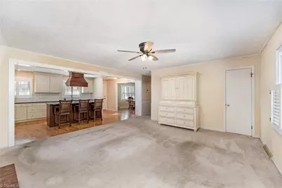 1031 Solomon Drive, Kernersville, NC 27284 - Photo 2