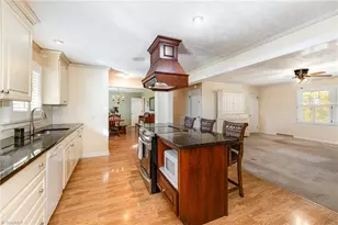 1031 Solomon Dr, Kernersville, NC 27284 - Photo 6