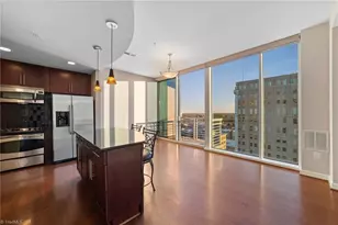 201 N Elm St, Greensboro, NC 27401 - Photo 6