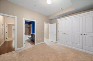 201 N Elm St, Greensboro, NC 27401 - Photo 36