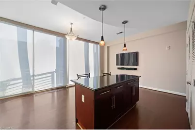 201 N Elm Street #1404, Greensboro, NC 27401 - Photo 18