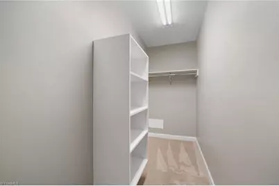 201 N Elm Street #1404, Greensboro, NC 27401 - Photo 30