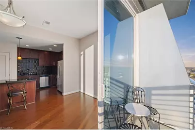 201 N Elm Street #1404, Greensboro, NC 27401 - Photo 10