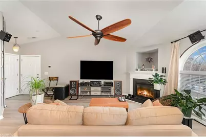 4290 Cedarcroft Court #3 A, Greensboro, NC 27409 - Photo 6