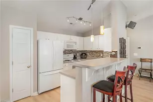 4290 Cedarcroft Ct, Greensboro, NC 27409 - Photo 2