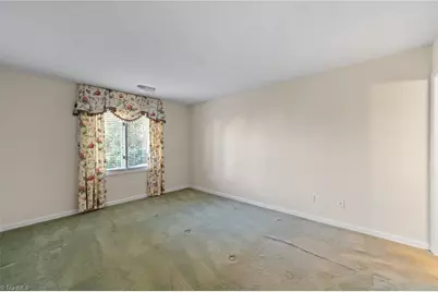 4212 Sullivans Lake Drive, Greensboro, NC 27410 - Photo 8