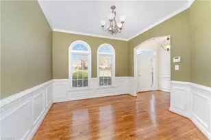 4476 Lochurst Dr, Pfafftown, NC 27040 - Photo 4