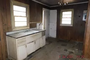 228 Springdale Dr, Troy, NC 27371 - Photo 2