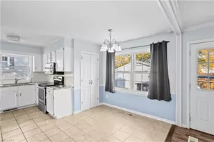 5 Sage Brush Ct, Greensboro, NC 27407 - Photo 14