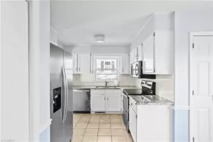 5 Sage Brush Ct, Greensboro, NC 27407 - Photo 16