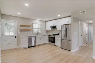 3108 Beaconwood Dr, Greensboro, NC 27455 - Photo 10