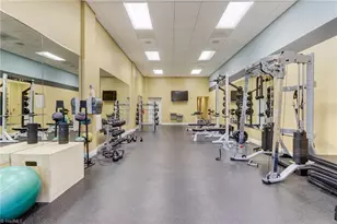 201 Elm St, Greensboro, NC 27401 - Photo 20