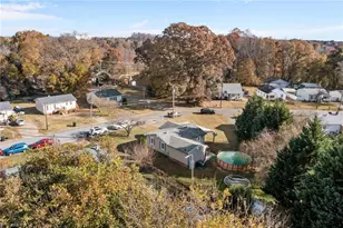 1215 Cleveland Ave, Burlington, NC 27217 - Photo 28