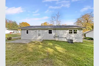 4051 Gordon Court, Winston-Salem, NC 27104 - Photo 6