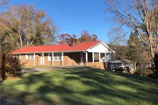 1029 Oak Ridge Rd, Cana, VA 24317 - Photo 4