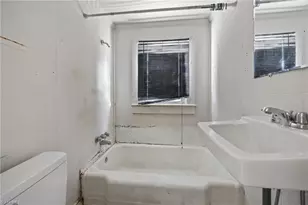 1302 Sidney Ave, Burlington, NC 27217 - Photo 12