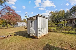 1302 Sidney Ave, Burlington, NC 27217 - Photo 18