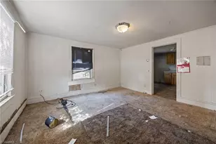 1302 Sidney Ave, Burlington, NC 27217 - Photo 4