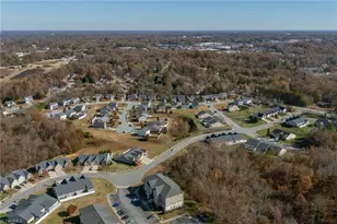 5425 Forester Dr, High Point, NC 27265 - Photo 4