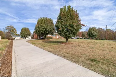 5009 Wainwright Road, McLeansville, NC 27301 - Photo 4