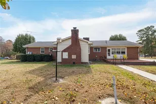 5009 Wainwright Rd, McLeansville, NC 27301 - Photo 32