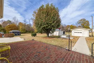 5009 Wainwright Rd, McLeansville, NC 27301 - Photo 28