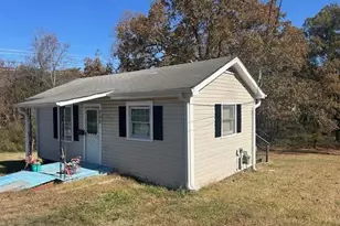 515 Smith St, Burlington, NC 27217 - Photo 2